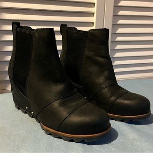 Sorel Joan of Arctic Wedge II Chelsea boot